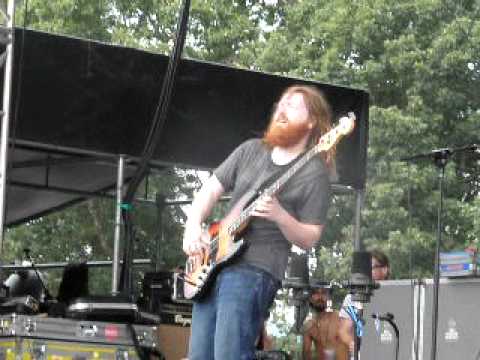 Reed Mathis bass solo - Wakarusa 2010