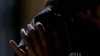 Smallville Kiss On Me - Tyler Hilton