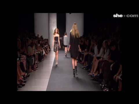Sportmax 2010 SS fashion show
