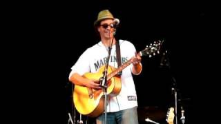 Amos Lee - Skipping Stone - ZooTunes 2009