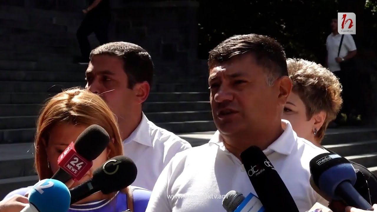 Ամոթ ու պարսավանք բոլոր այն դեկաններին, որոնք ճնշումներին կուլ են գնում և դասախոսներին ազատում