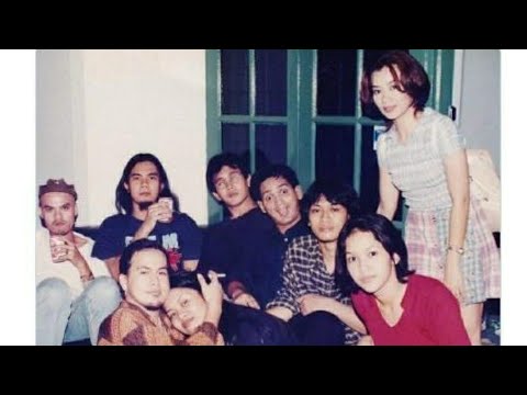 Nongkrong Bareng, Wajah Jadul Maia Dan Dhani Bikin Salfok