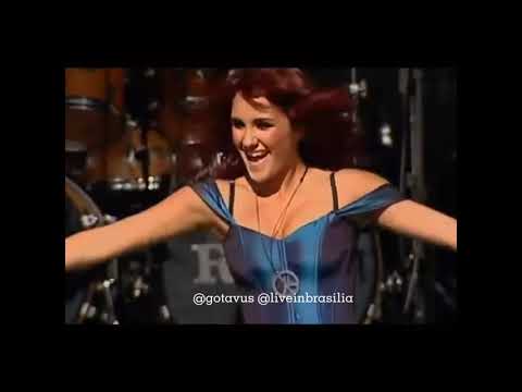 Ela tá movimentando (tipo gin) Dulce Maria e Kevin o Chris