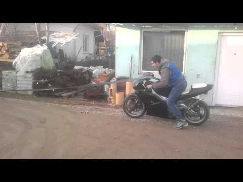 Kamikaze Toyota vs RS