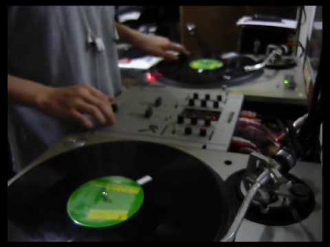 DJ blu [DMC 2009 Trailer] The brand new freestyle beat-juggling