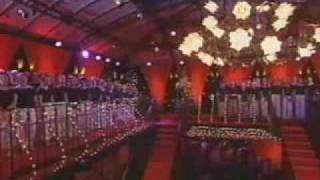 Hooverphonic ::: Vinegar &amp; Salt (live with Scala Choir)