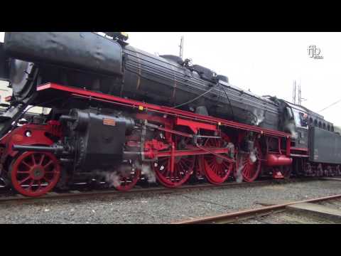 Dampf-Adventsfahrt mit Dampflok 01 150 und E 10 im historischen Luxuszug RHEINGOLD