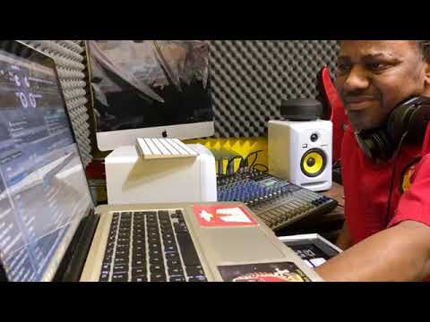 Wayne Lonesome playing 100% Run Things Sound Dubs and 45 from his run things Label -big bad dubs