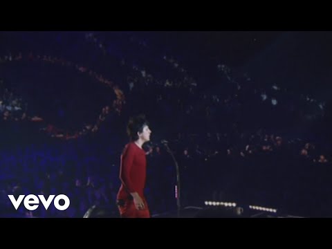 Videoclip de Tes yeux noirs (Live) — Indochine
