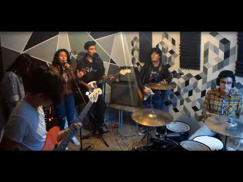 Little Jesus - Fuera De Lugar ( The Forest Cover )