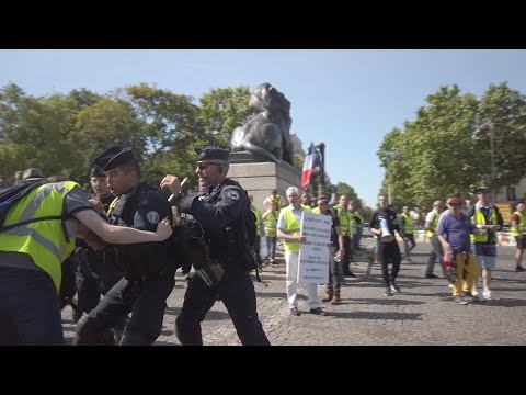 «C’est toujours la Police qui fait ça..c’est jamais les gendarmes !» #Acte29