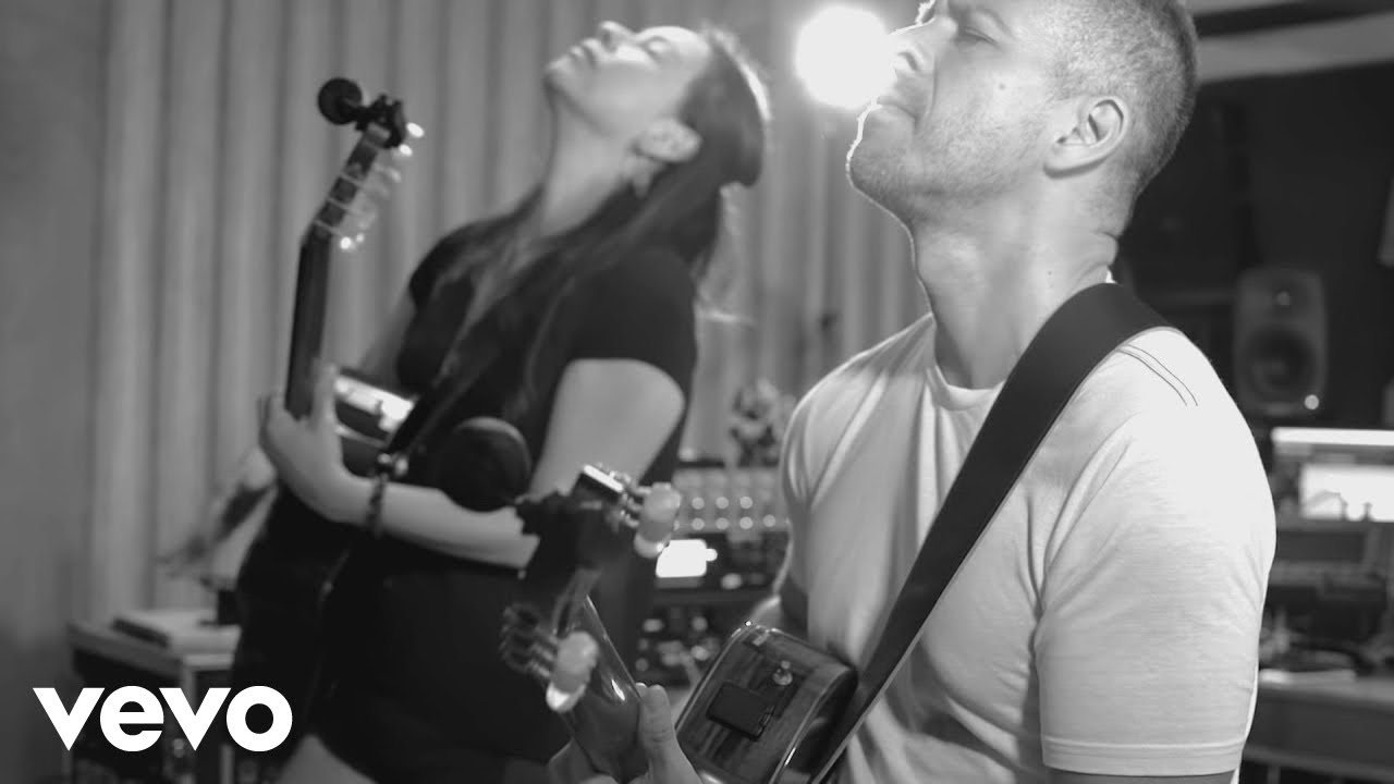 Rodrigo y Gabriela - Terracentric - YouTube