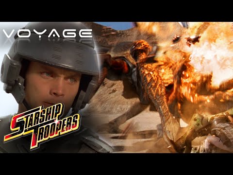 Rico Kills A Tanker Bug | Starship Troopers | Voyage