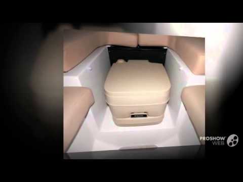 Regal 2250 Cuddy Power boat, Cuddy Cabin Year - 2015