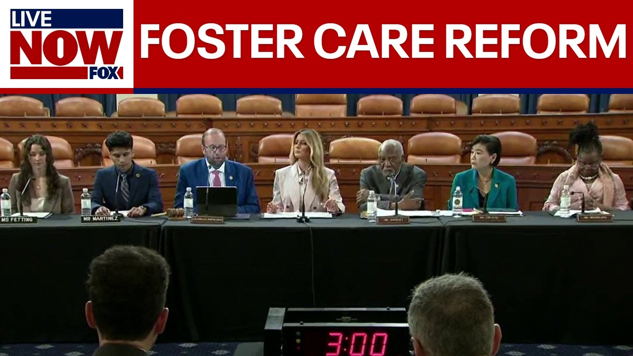 Melania Trump hosts roundtable on foster care reform