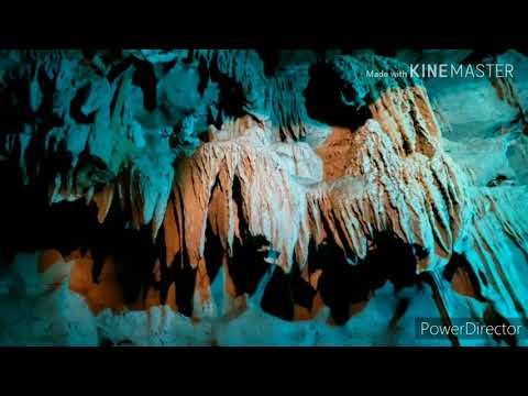 Grotte Thien Ha na baía terrestre de Halong