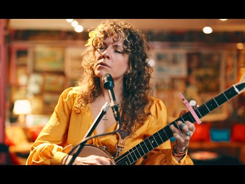 Meredith Moon - The Cuckoo (Clawhammer Banjo)