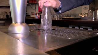 Servir la bière comme un maître en trois étapes