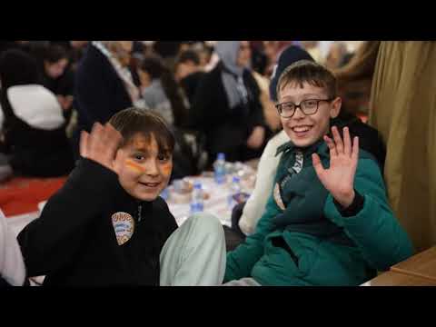 Süleymaniye Camii'nde Çocuk İftarı 🌙