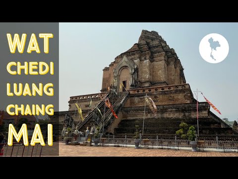 Wat Chedi Luang e Pilar da Cidade - Construído em 1385 - Chiang Mai Tailândia