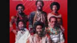 THE COMMODORES - Just to be close to you