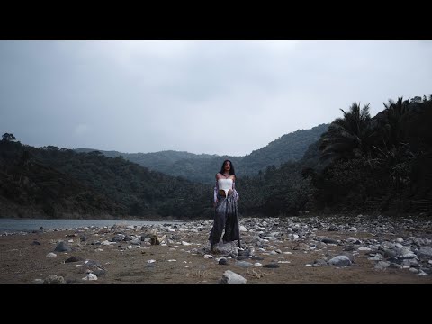 Cyra Gwynth - FALLIN 4 ME.. (Official Music Video)