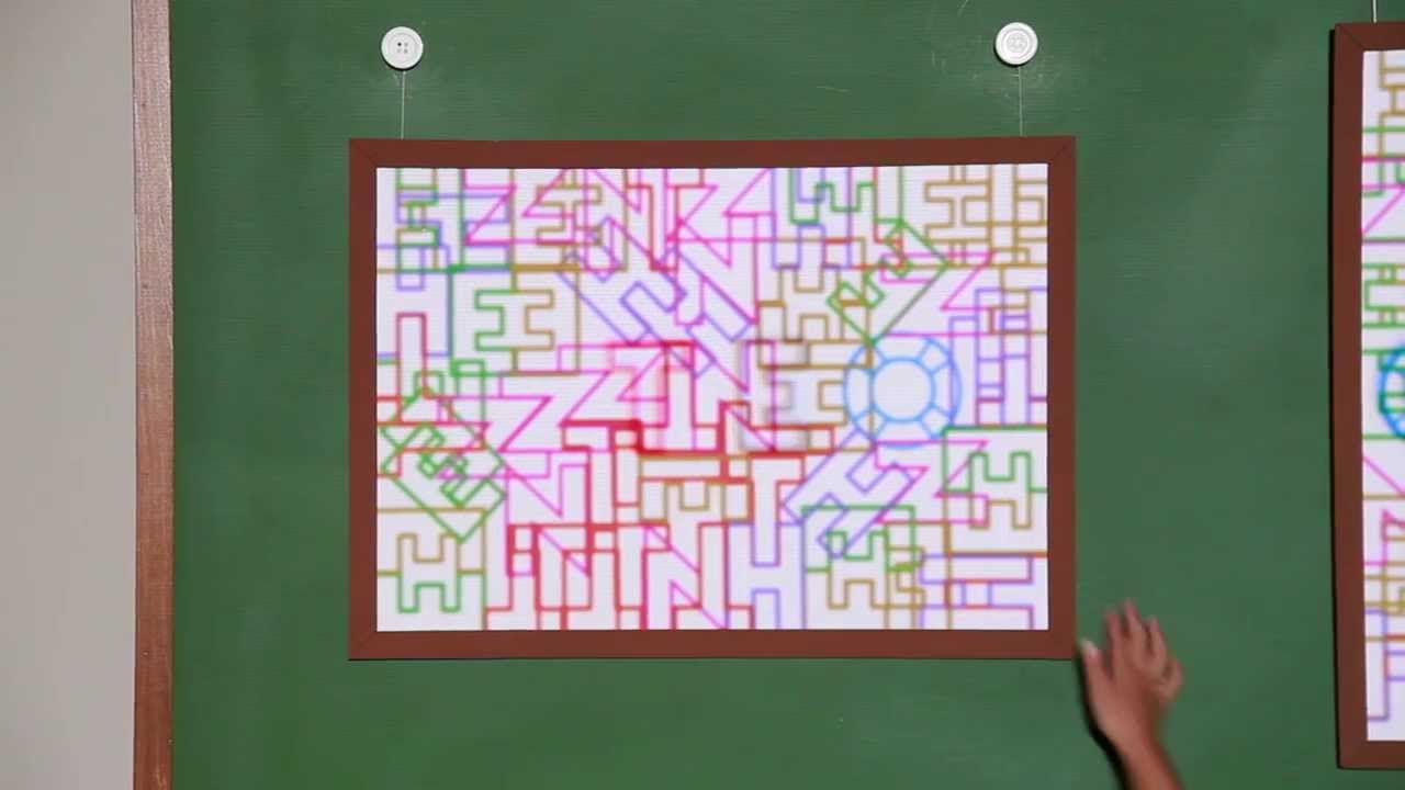 テクネID　プロジェクション「もじのかくれんぼ」