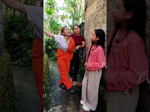 orangnya ganggu terus jahil