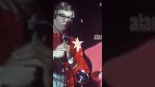 Sailing on the tide -Karen Carpenter 💖