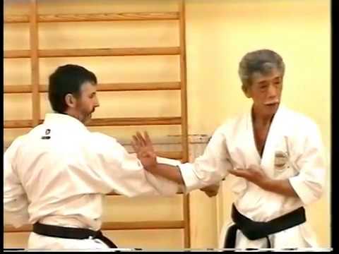 Two arm block av Yoshimi Inoue