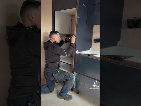 Kitchen appliances install