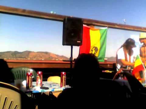 Levi Williamz @REGGAE ON THE PIER (toasting with Dj KatchaFiya).wmv