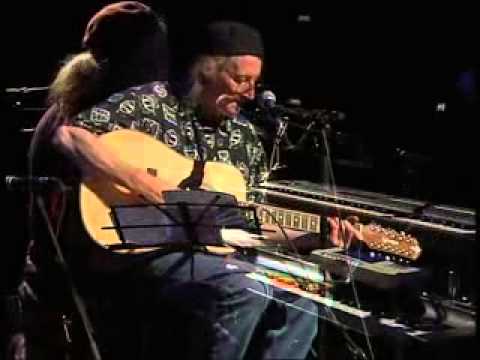 The Incredible String Band -- Empty Pocket Blues (  Live Barnstaple 2002)