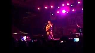 Let me in - Secondhand Serenade live in Jakcloth.MP4