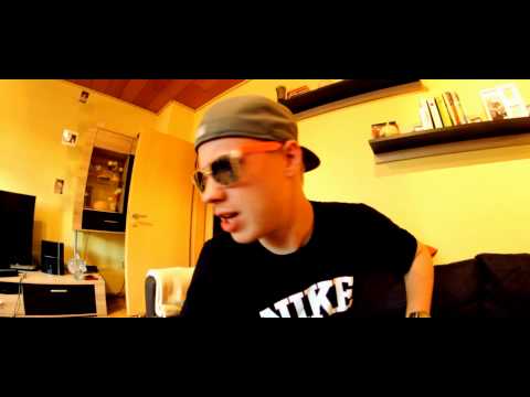 k.e.v - VBT 2013 [32tel] vs Cashisclay (prod. Burnatip)