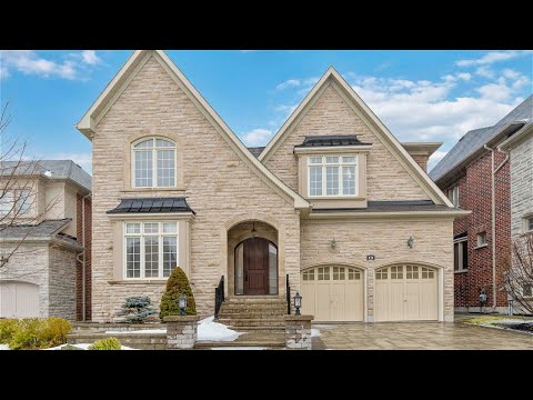 13 Royal West Rd, Markham, ON