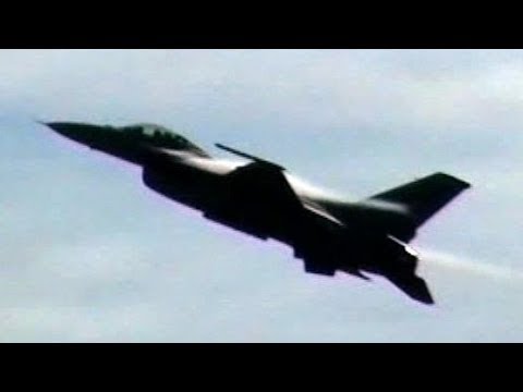 USAF F-16 "Viper East" Demonstration Team - First Display in Poland