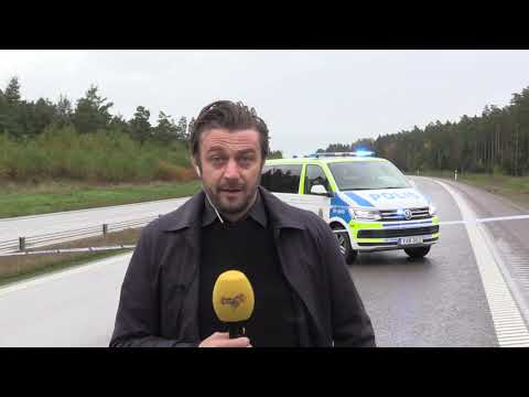 Lars Vilks och två poliser döda • Så ser det ut på olycksplatsen i dag