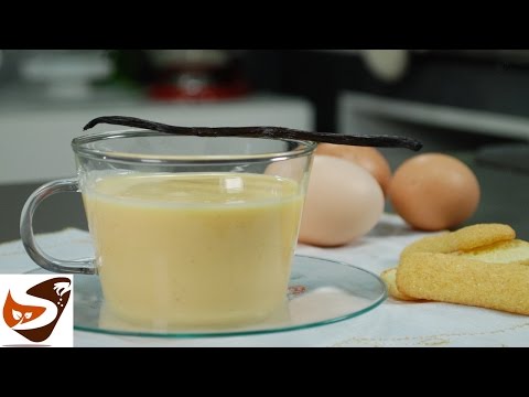Crema inglese: salsa alla vaniglia per dolci al cucchiaio (vanilla english cream)