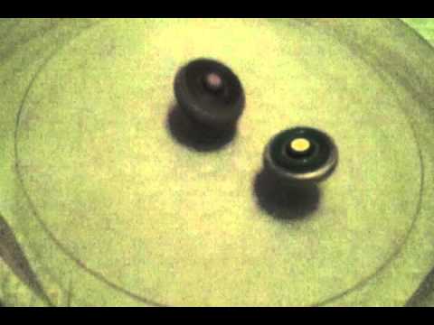 Beyblade: Diablo Nemesis X:D Vs. Ray Striker D125CS