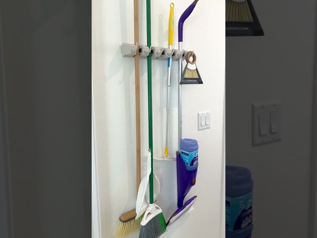 Vídeo relacionado con LOADCARE 4 rodamientos de Cierre, 60 mm, Soporte para Pala, Soporte para Hacha, Soporte para Escoba