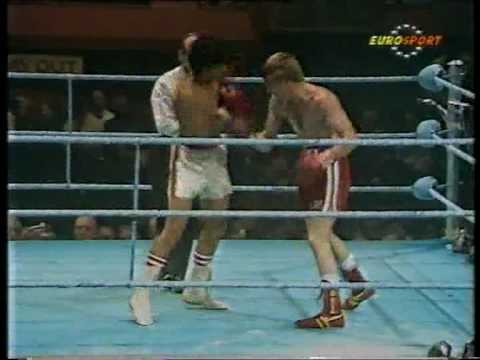 Carlos Palomino v. John H. Stracey - Rounds 1 to 3