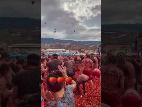 la #tomatina en #sutamarchan #boyaca #Colombia 🇨🇴