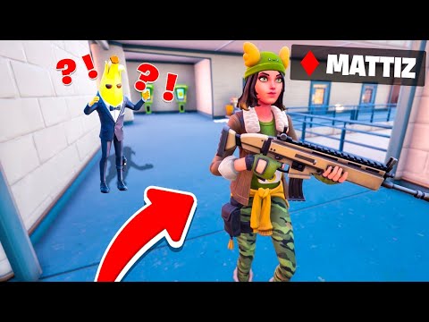 WHAT HAPPENS IF YOU PRETEND TO BE BOSS SKYE THE WHOLE GAME?! Fortnite ITA
