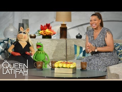 Miss Piggy Chats About Turning 40 and Marriage