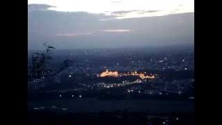 preview picture of video 'Mysore Palace as seen from chamundi hills'
