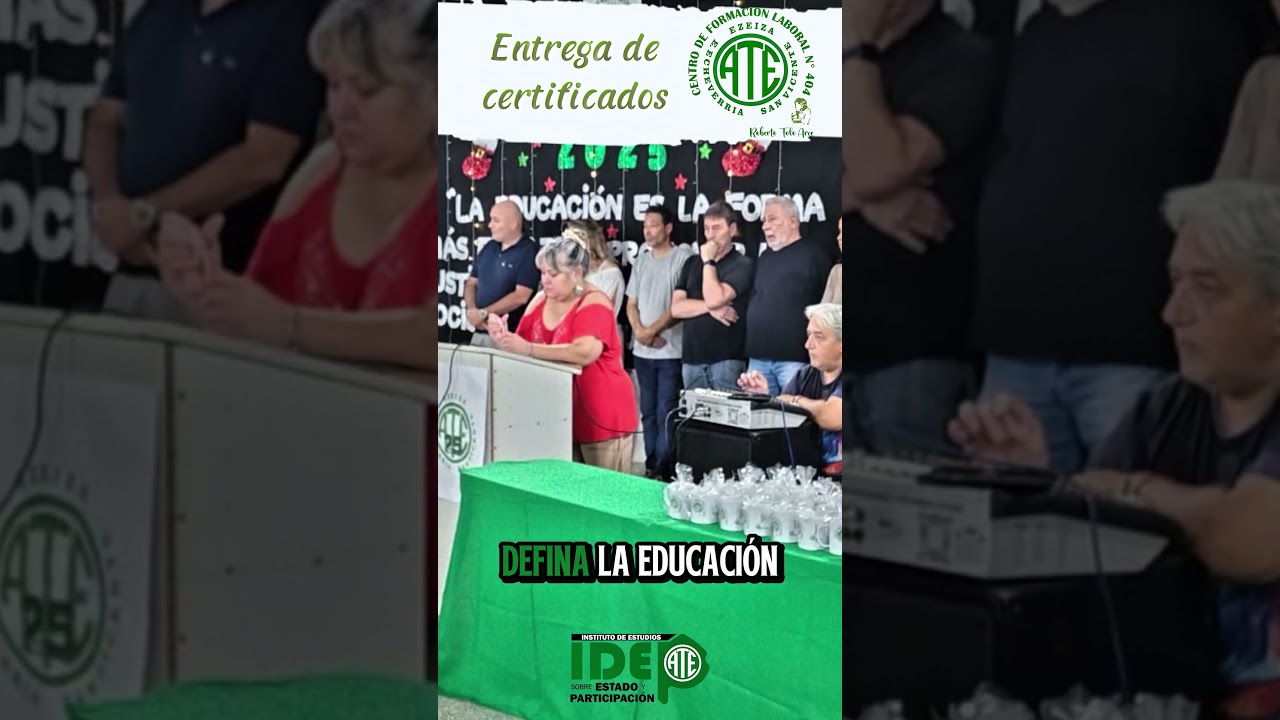 Entrega de diplomas del CFL 404
