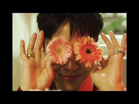 라비(RAVI) - '꽃밭(FLOWER GARDEN)' MV
