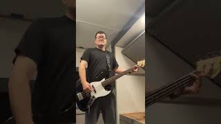Gus plays Bass Guitar cover on Garbage -Bright Tonight A Bass Guitar cover 🎸❤️🎶✌️🇺🇸