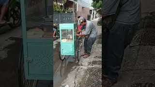 Download lagu Tukang Getuk full musik mp3